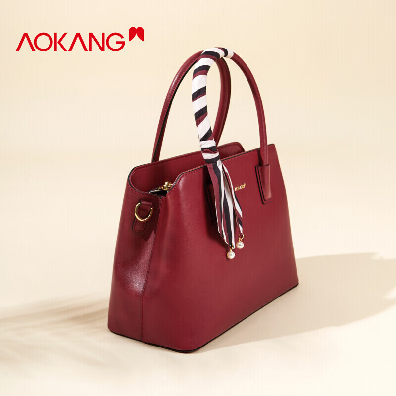 一:选购奥康女士手提包建议