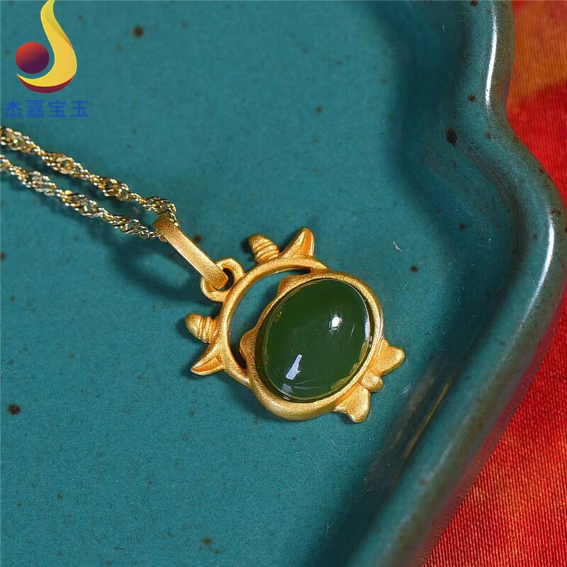 杰嘉宝玉  原创新款【牛气冲天】吊坠和田碧玉生肖牛玉坠玉佩锁骨链男女款