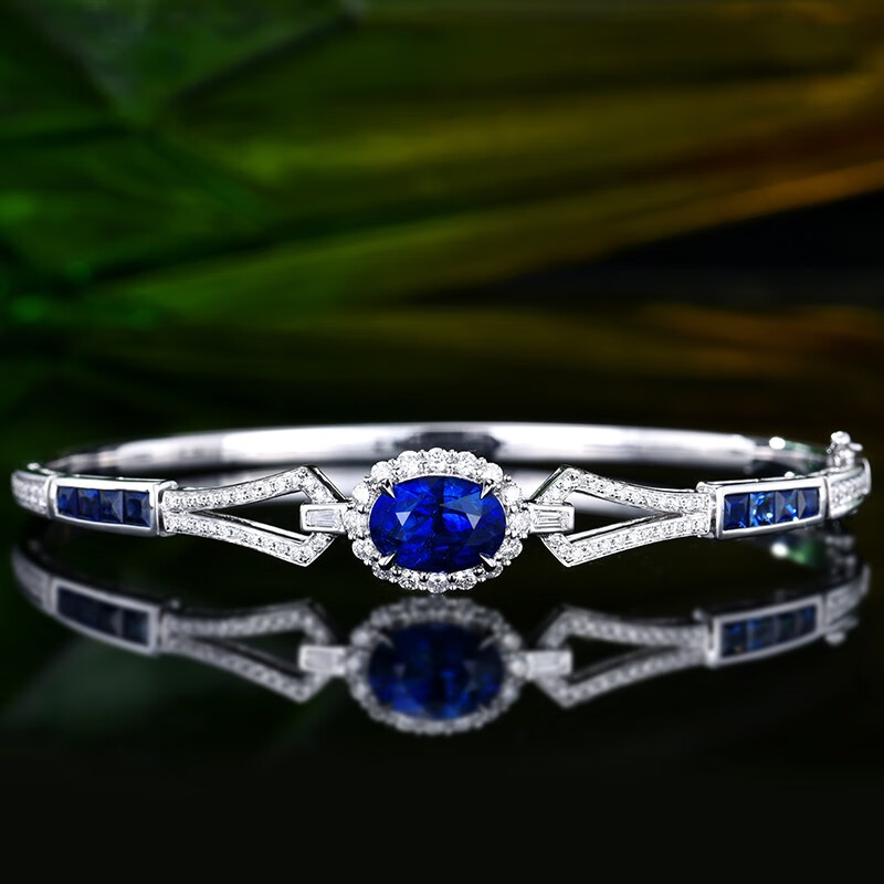 75ct皇家蓝蓝宝石手镯18k金镶嵌钻石伴小蓝宝12122