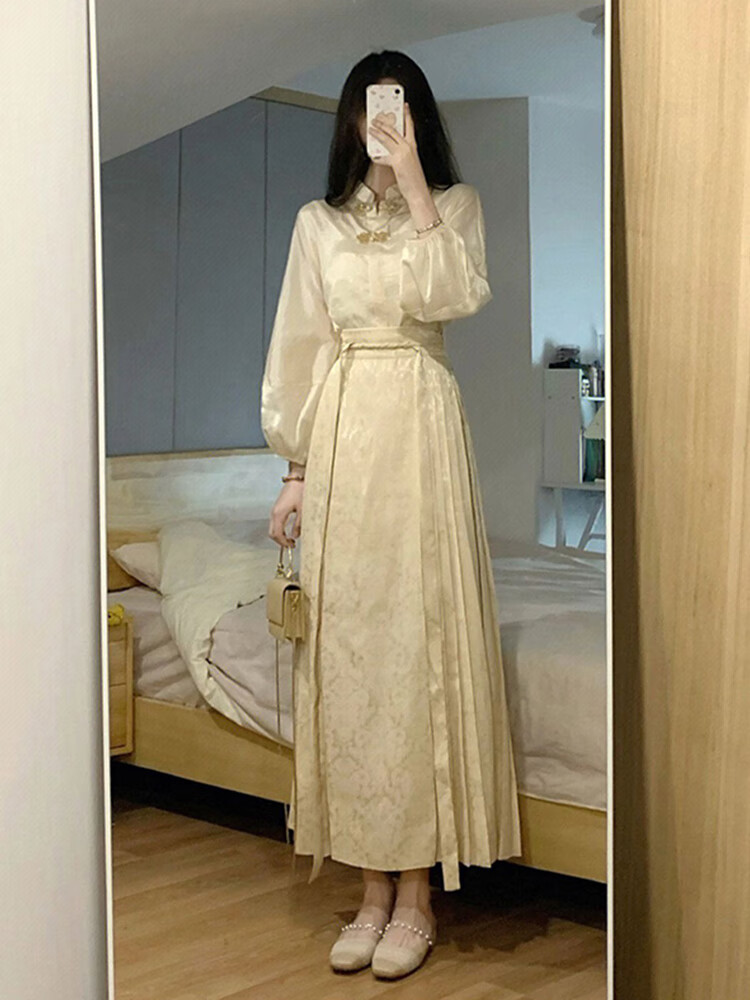 黄杏色半身裙/设计感小众 s