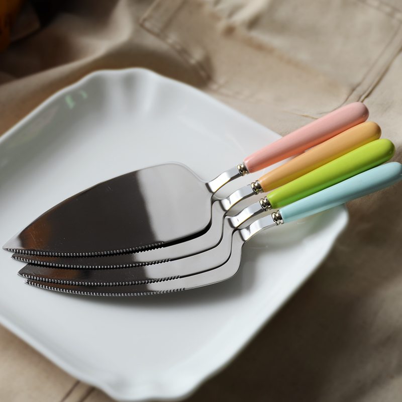 优凡优品 糖果色陶瓷手柄不锈钢蛋糕铲西餐披萨铲带齿家用烘培工具