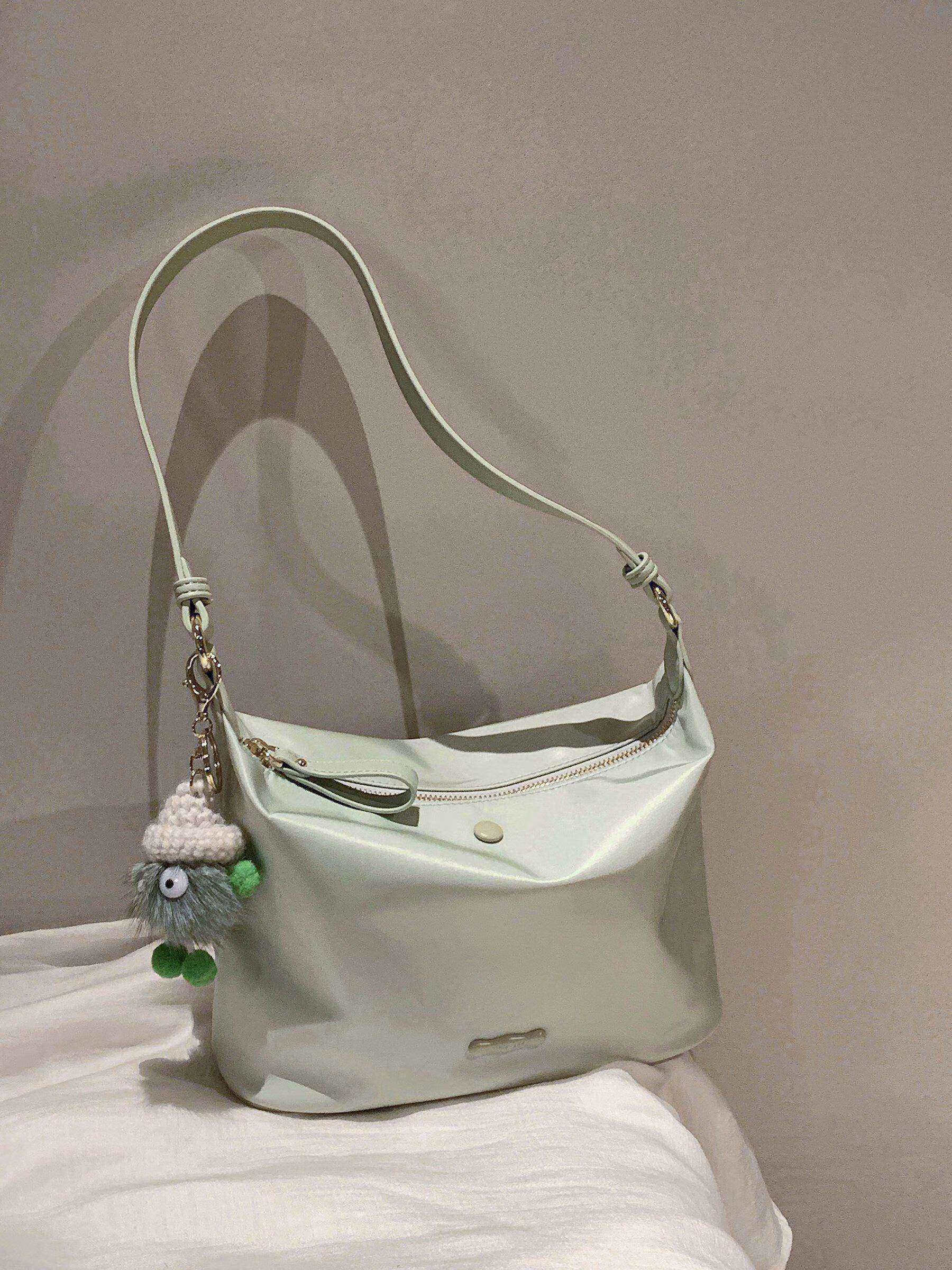 文枝对单肩包2023新款包包女夏小众通勤大包斜挎包 香草绿