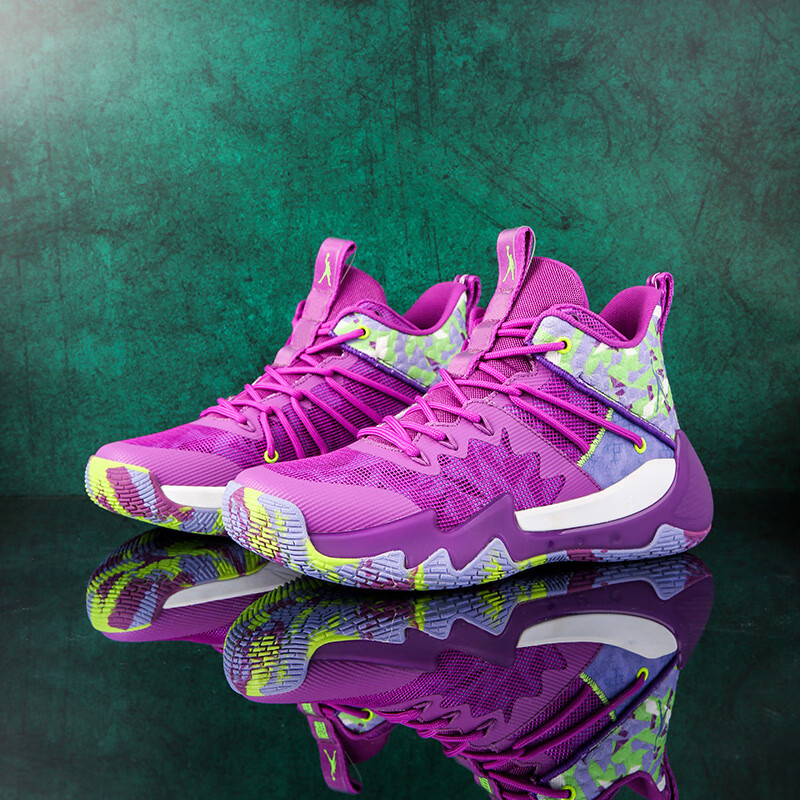 詹姆斯篮球鞋男2022夏季新款指南针减震运动鞋欧文7实战球鞋 紫色