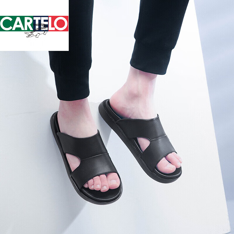 卡帝乐鳄鱼(CARTELO)2026夏季新款手工凉拖男真皮超软外穿百搭凉鞋透气头层牛皮拖鞋轻 黑色 40