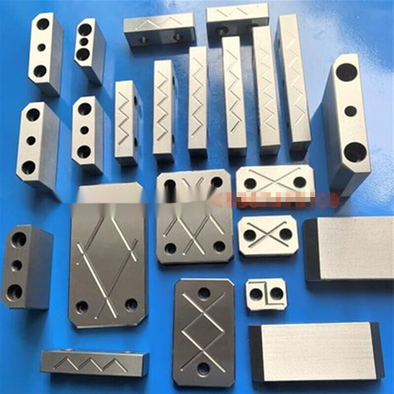 御舵 模具标准件 耐磨块 平衡行块 等高板 承压 567890x10mm毫米 更多