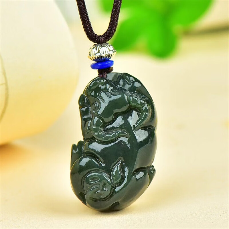 洁玉堂和田玉塔青生肖牛吊坠 立体雕刻男女款十二生肖牛气冲天玉石