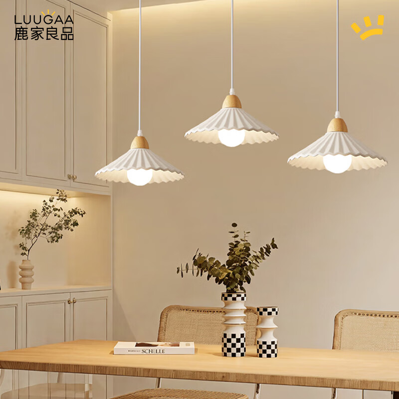 鹿家良品（LUUGAA）百褶餐廳吊燈新中式奶油風(fēng)餐廳燈原木陶瓷吧臺(tái)島臺(tái)餐桌燈中山燈具 【薦】直盤(pán)103cm三色光36W