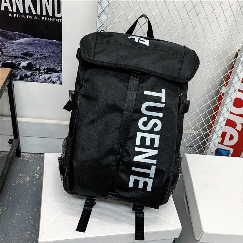 潮牌双肩包品牌十大排名图片 _潮牌双肩包品牌十大排名-第2张图片-潮百科