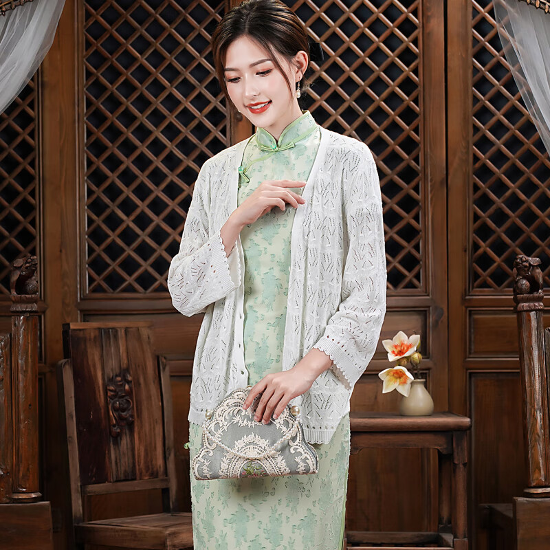 旗袍的外搭开杉女春夏薄款旗袍披肩礼服外披优雅冰丝夏天穿的 白色