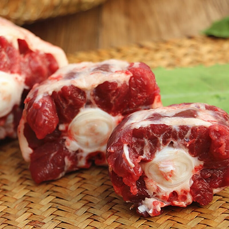 伊舜 黄牛牛尾巴骨2000克生鲜牛肉带骨新鲜牛尾牛尾 1000克*2袋