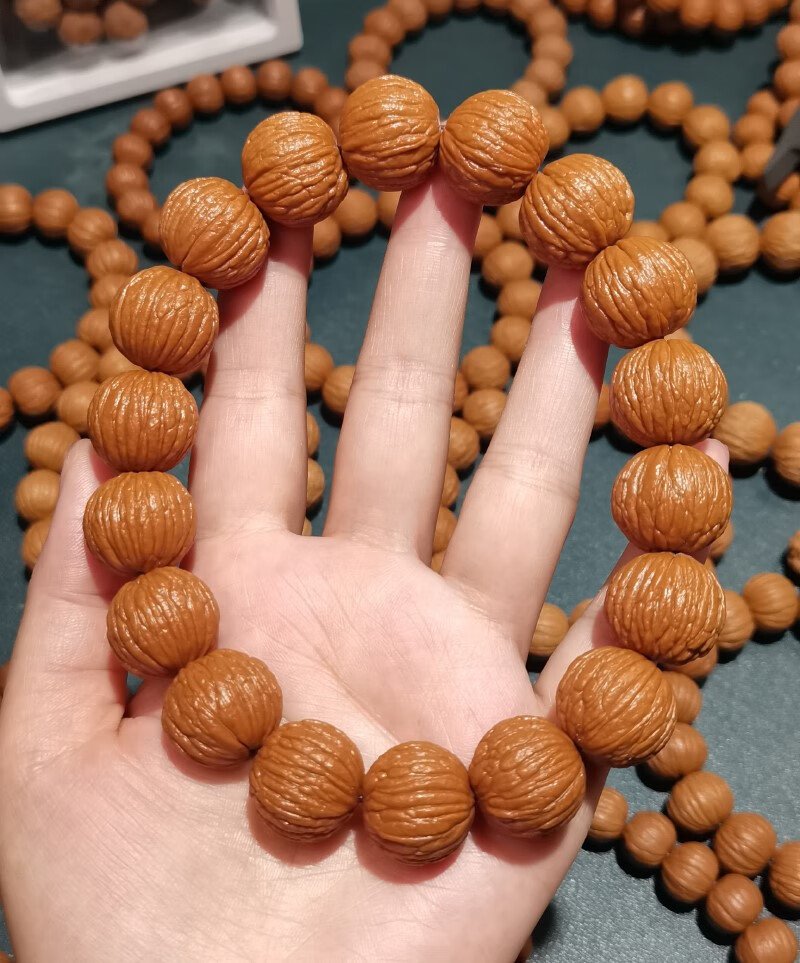 喆聚福龙翼手持猴头核桃手串大尺寸浅纹矮桩细纹高油野生文玩手持男