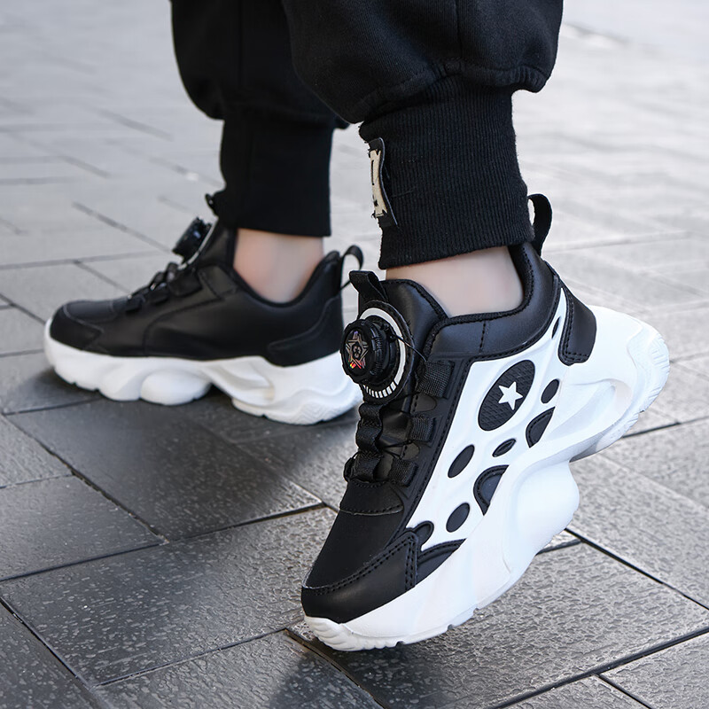 贝天熊童鞋男童鞋2024秋冬款儿童运动鞋子革面保暖体育考试耐磨减震跑鞋 BLT8866黑色【革面】 40码 内长25.0/脚24.0