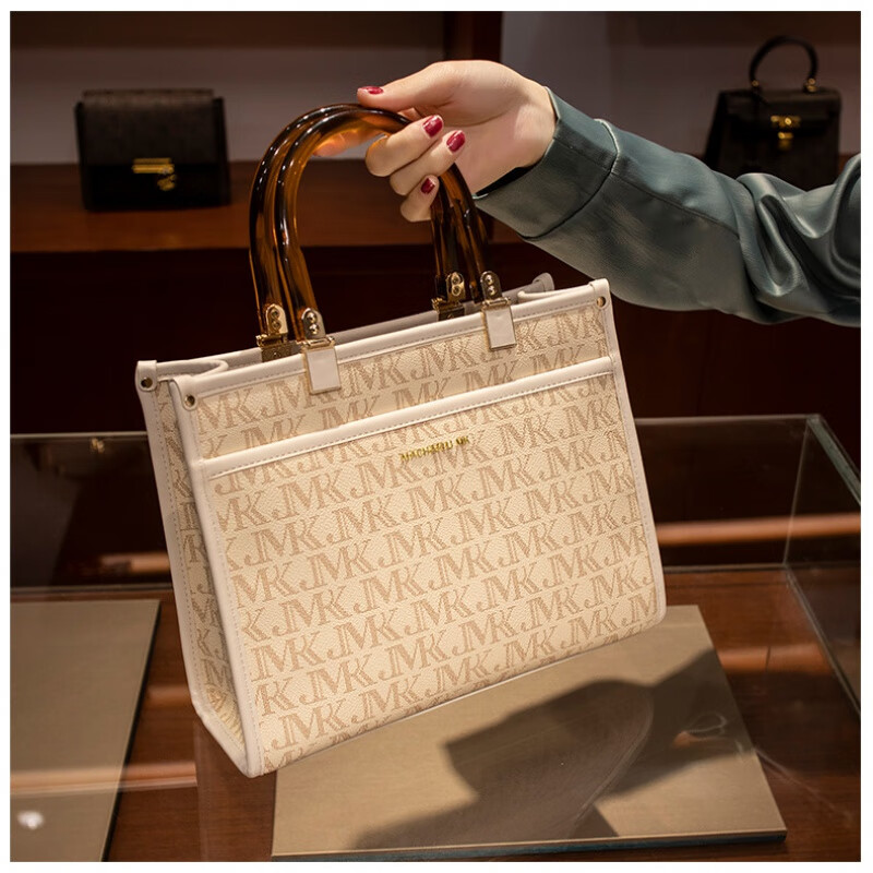 mospoke香港小众品牌新款潮时尚百搭包包手提单肩女士大包戴妃包 白色