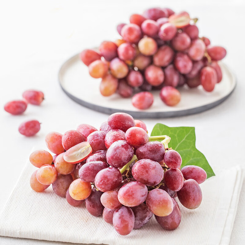 国产克瑞森 无籽红提 精品2kg原框装 新鲜水果