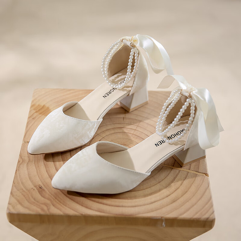 北杳字带凉鞋女包跟高跟鞋女夏季珍珠一字扣晚礼服粗跟设计感气质单鞋