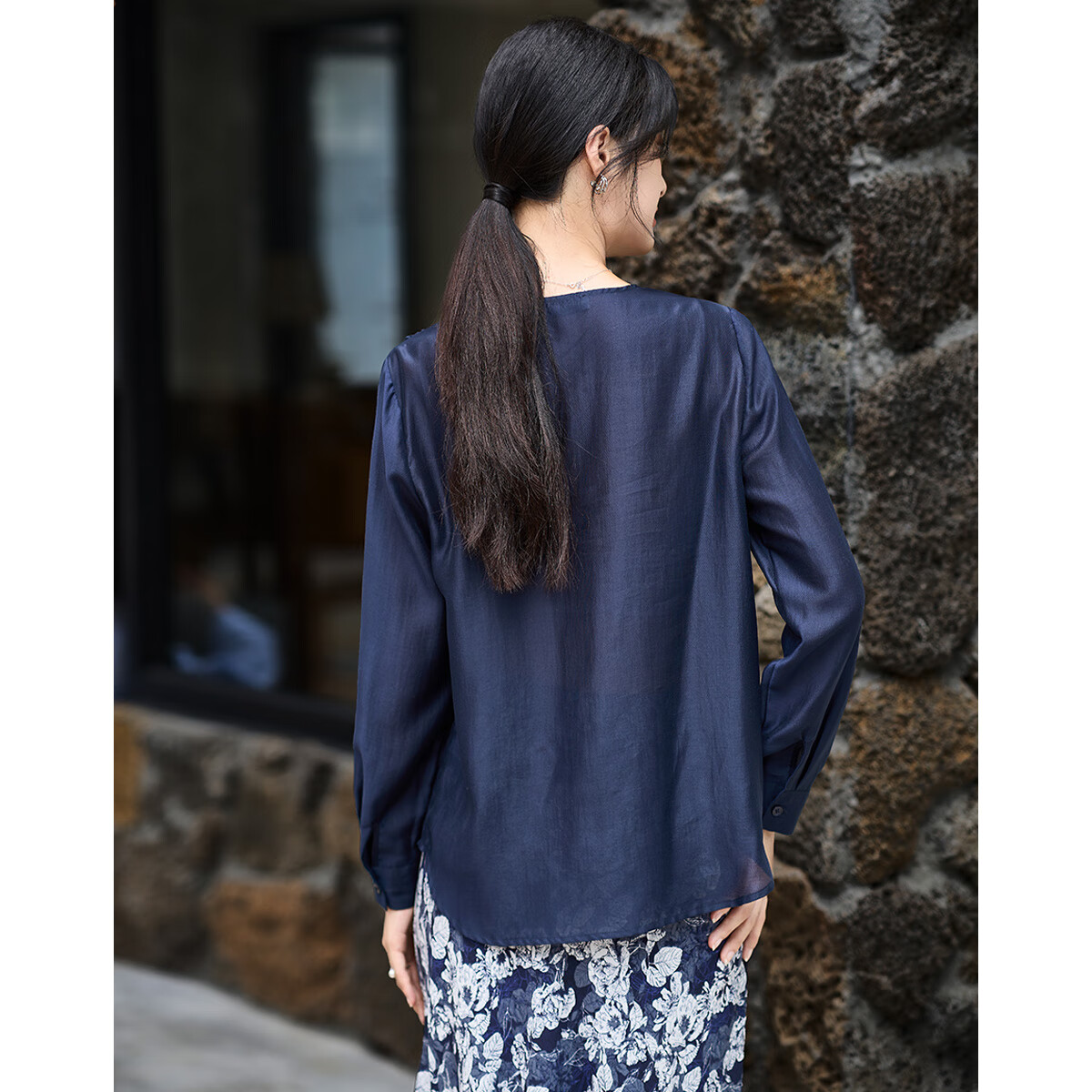 米思阳2026新款简约气质衬衫遮肉显瘦高级感小衫上衣女早秋 藏蓝色 2XL