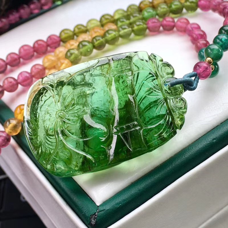 碧玺吊坠哪个品牌好？评测这5款，选购更放心，品质超乎想象