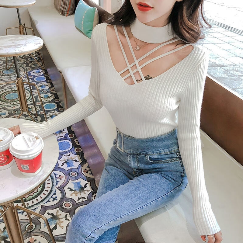 露背毛衣性感美丽大方v领挂脖针织衫秋冬季秋冬新款长袖交叉镂空漏锁