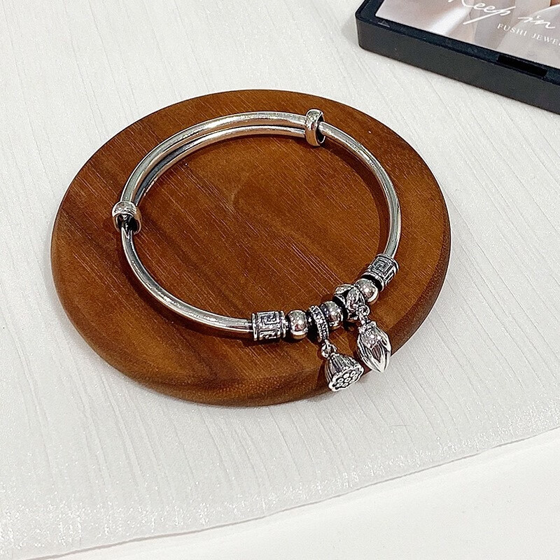 朴艺雅宝银镯子足银999中国风饰品两世欢手镯吊莲蓬串珠感足银手镯女