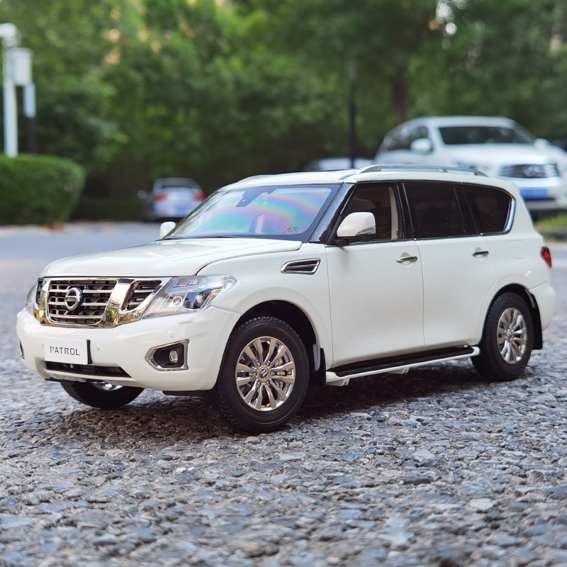 原厂 1:18 日产尼桑 途乐 patroly62越野suv 7座合金汽车模型车模