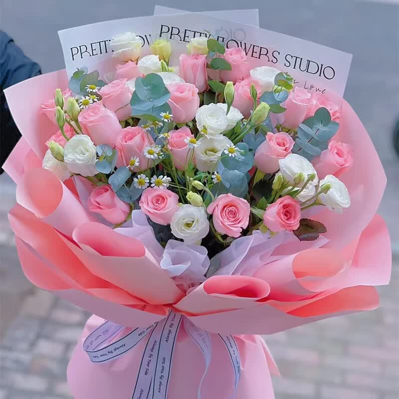 19朵粉玫瑰花束 女士爱人