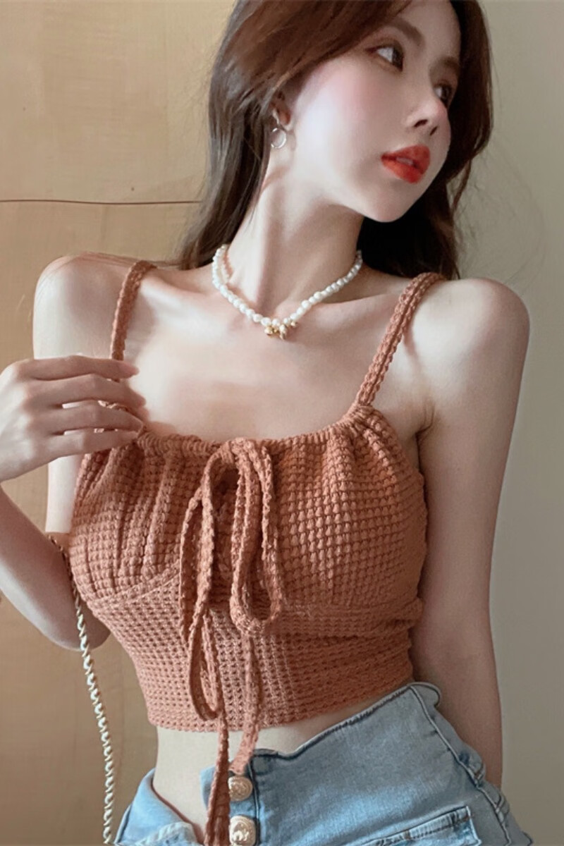 胸大穿什么样的衣服好看知乎【胸大穿什么样的衣服好看】