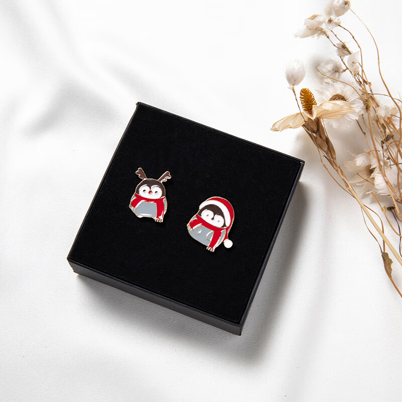 可爱卡通胸针情侣闺蜜男女小饰品sn6304 企鹅情侣一对装【礼盒款】
