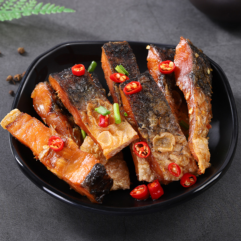 味肴腊品 湖北特产风干草鱼整条 咸鱼干糍粑鱼腊鱼农家自制腊鱼块