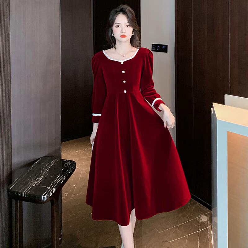 丝绒裙子搭配什么上衣图片_丝绒裙子搭配什么上衣