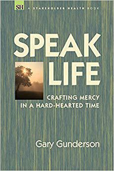 【预订】speak life: crafting mercy in a