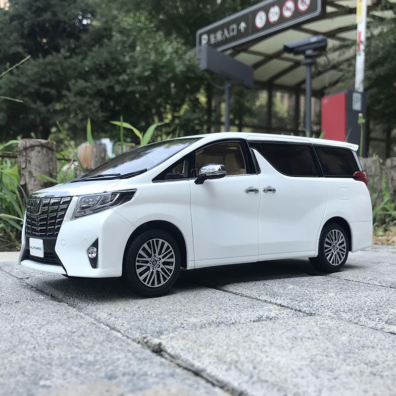 18 丰田埃尔法 alphard 阿尔法 新款 威尔法mpv商务车汽车模型 埃尔法