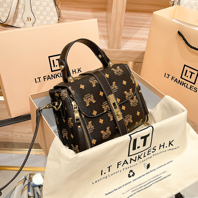 酷奇袋鼠斜挎包女2023春夏新款时尚百搭字母手提小包休闲潮流单肩七夕