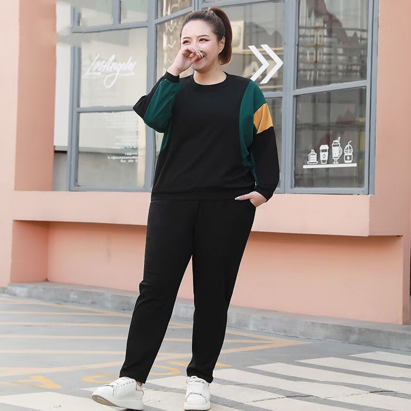 遥芷加肥加大女装宽松大码220斤秋冬套装胖mm400斤休闲运动女新款码穿