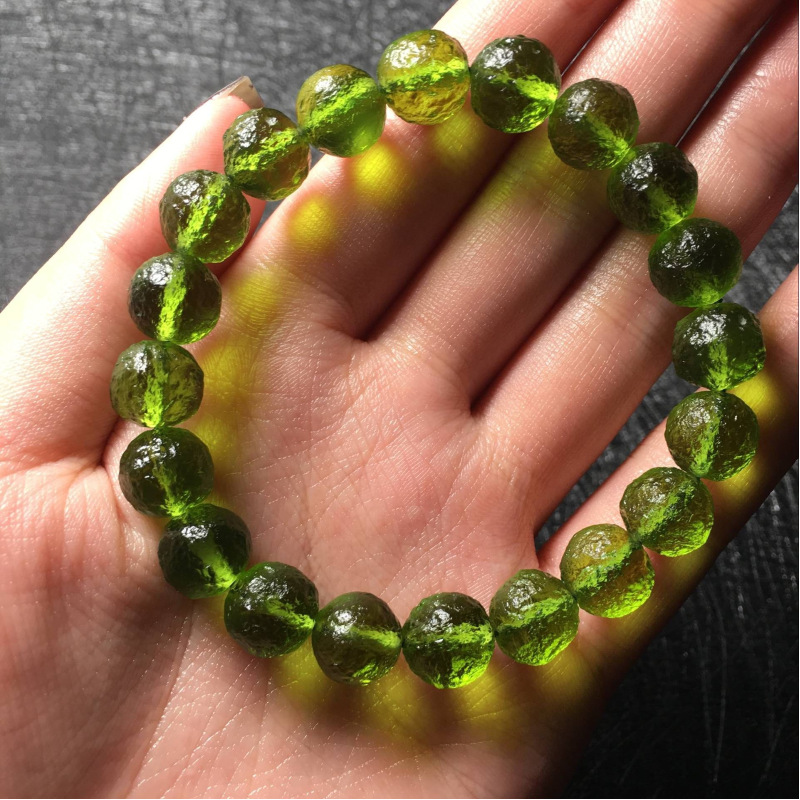 尊首捷克绿陨石随行手串 玻璃陨石手链能量石 玻璃陨石 10mm