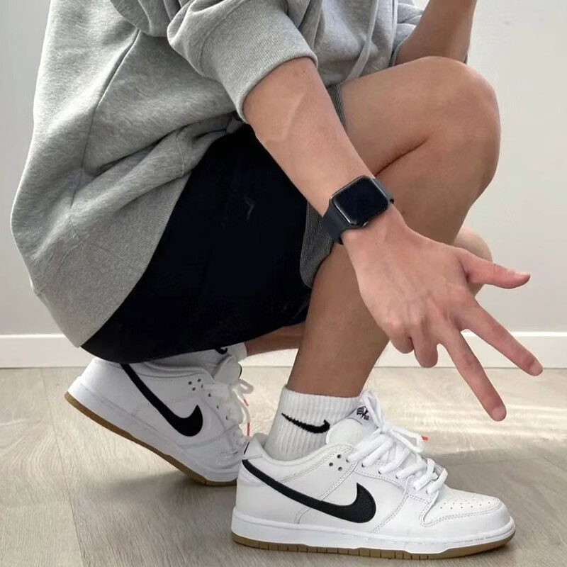 耐克(nike)dunk sb low白黑 白生胶复古防滑轻便男女同款低帮休闲运动
