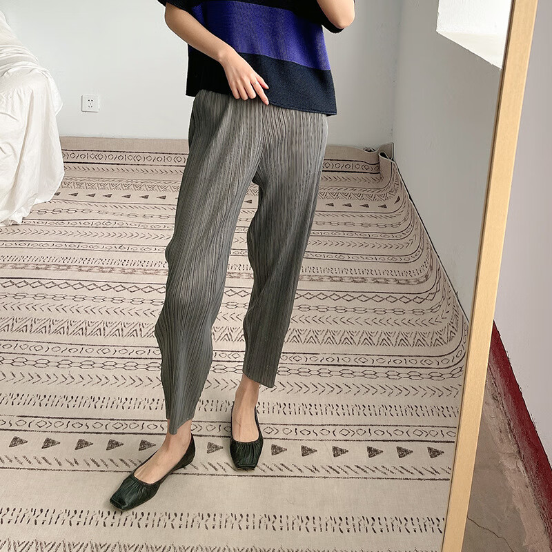 isseymiyake三宅一生褶皱裤子直筒裤女宽松显瘦哈伦裤夏季新款小脚