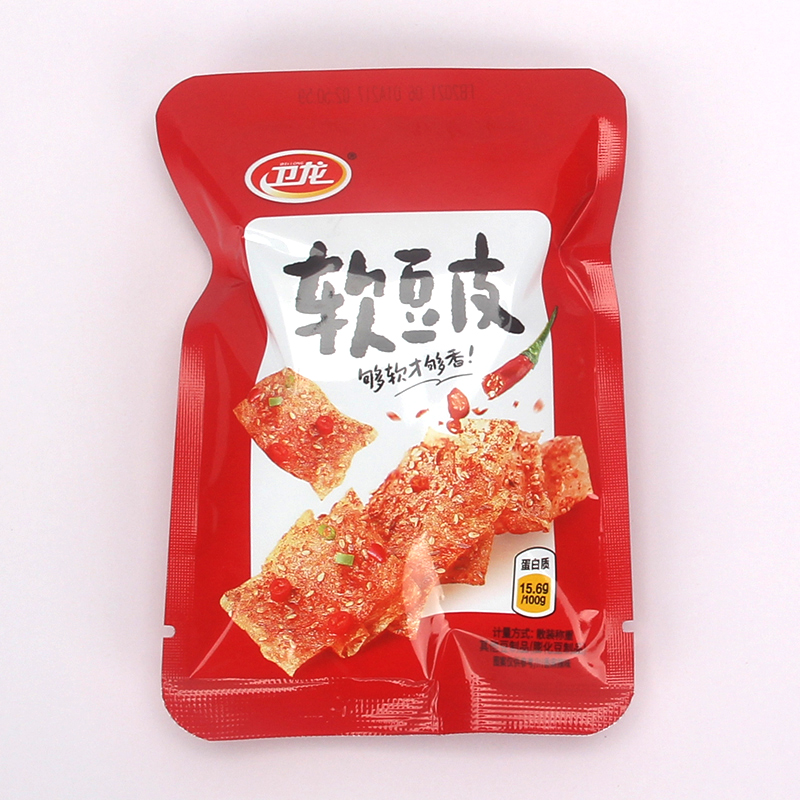 卫龙亲嘴软豆皮散称500g川香麻辣味手撕辣片小包装网红辣条小零食
