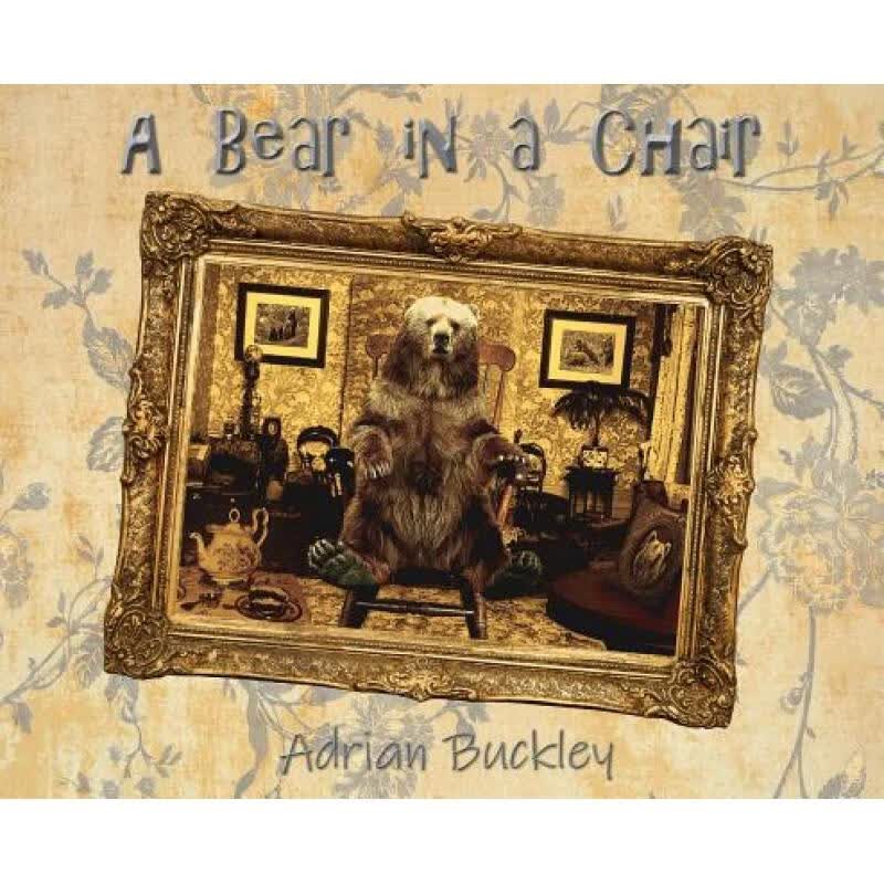 预订 A Bear in a Chair