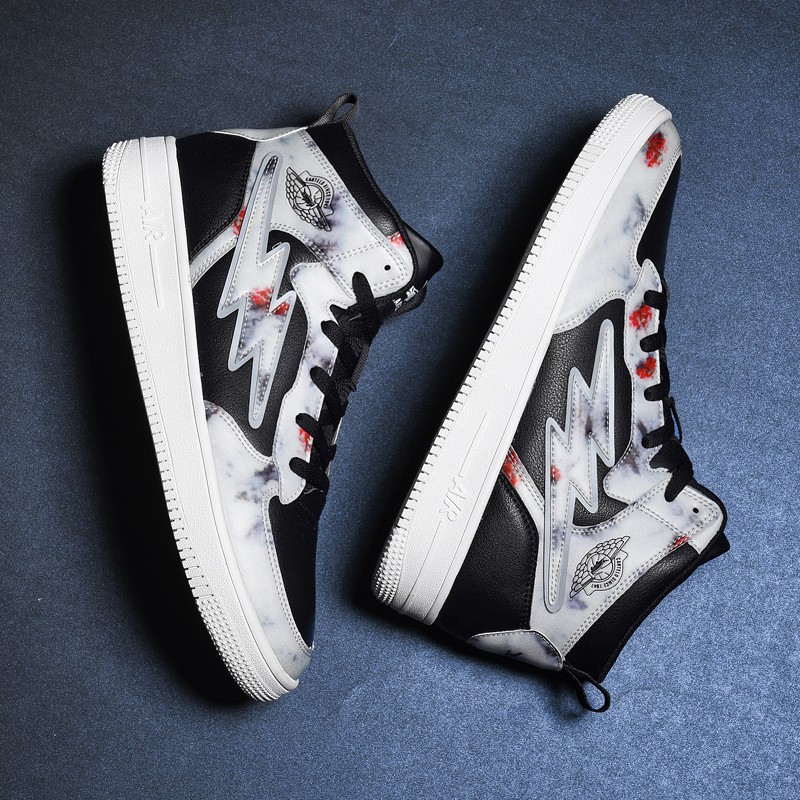 卡帝乐鳄鱼夜光高帮板鞋男鞋夏季新款运动鞋潮流滑板鞋韩版男士休闲鞋