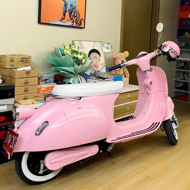 岭溪罗马假日电动车大黄蜂vespa复古72v大龟王电瓶车摩托踏板车60