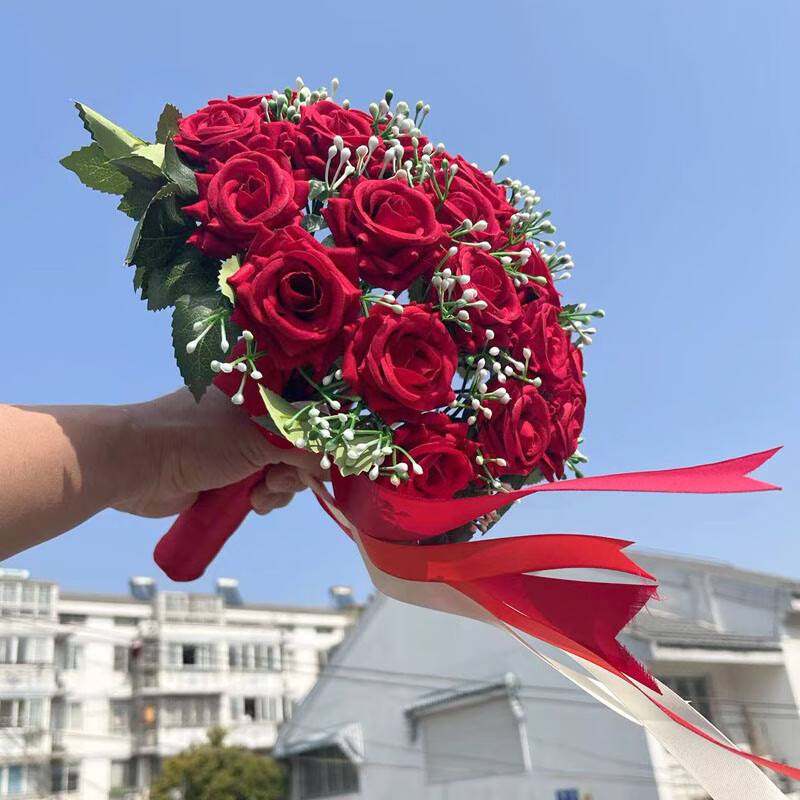 欧彩真艳捧礼品韩式仿手捧花新娘结婚绸缎永生花红玫瑰花摄影婚礼手