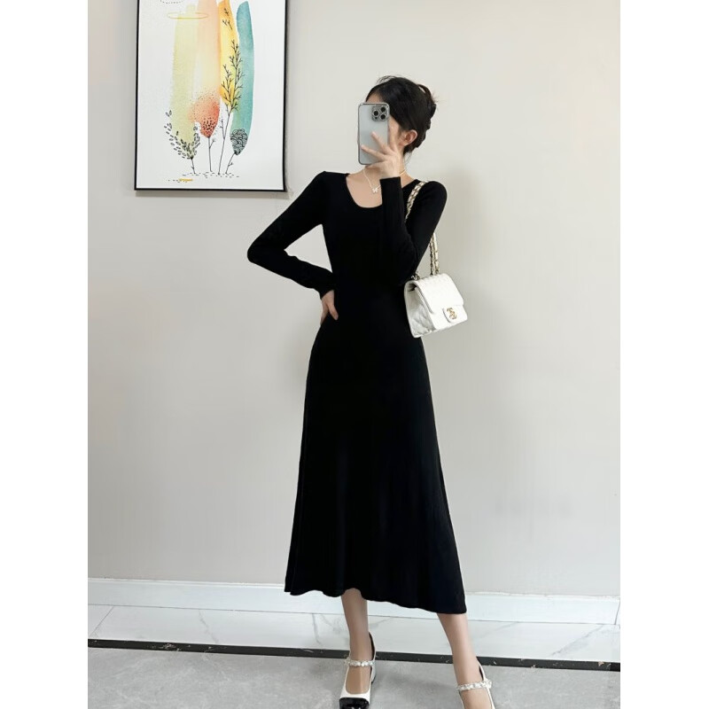 芭雅莲赫本风黑色内搭连衣裙子秋冬季女新款针z织法式感包臀长裙 黑色
