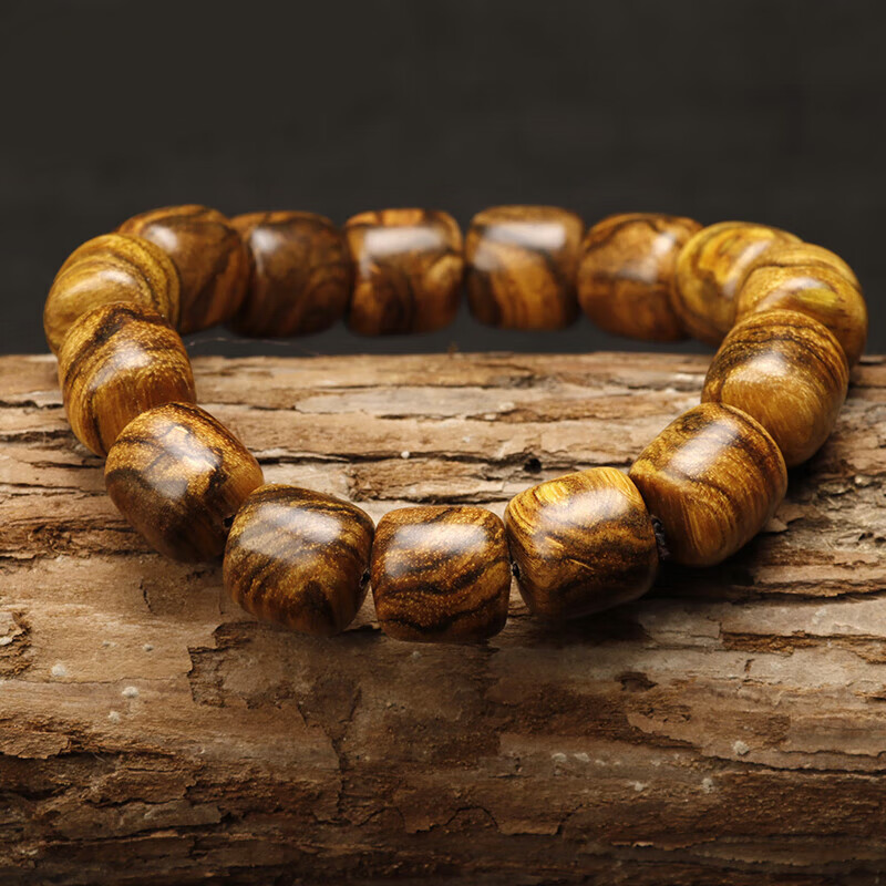 思赞(sizan)天然印尼 花奇楠手串 1.