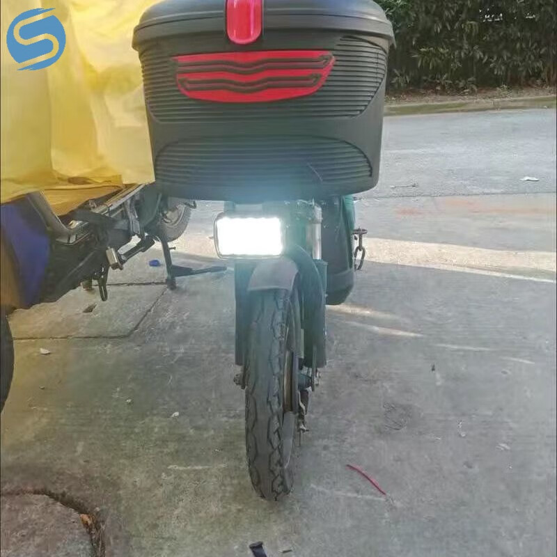 氏修【12V-85V通用】摩托车超亮改装灯电动车LED防水大灯免接线聚光灯 1支超亮夜豹18盏+螺丝