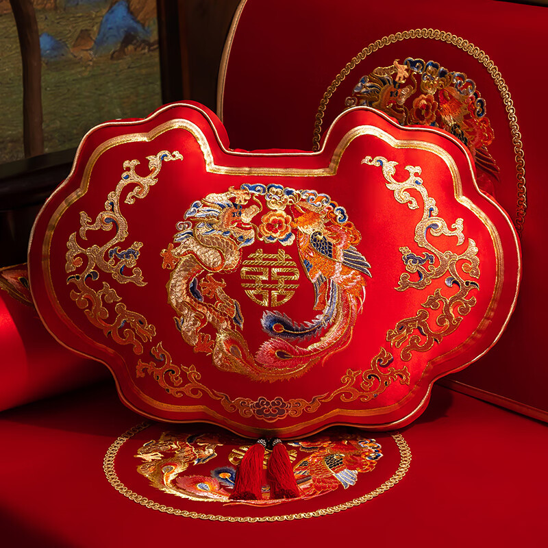 藝帛乾堂婚慶禮物喜字結(jié)婚抱枕一對(duì)婚禮紅色靠枕龍鳳抱枕婚房布置靠墊定制 龍鳳呈祥同心鎖 56*42*5同心鎖抱枕（含芯）一對(duì)
