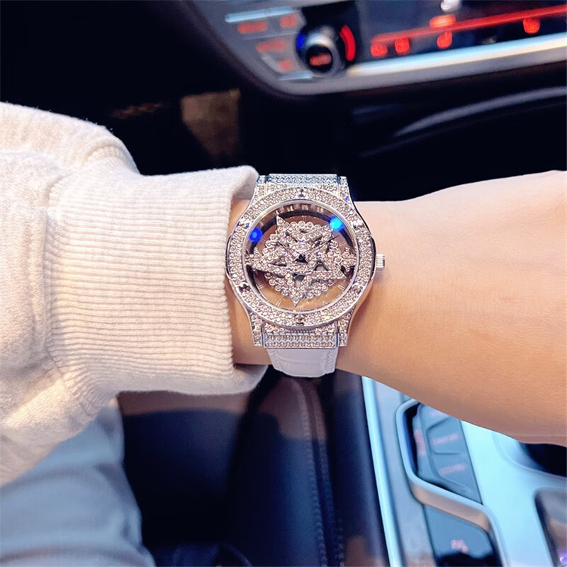 三达五芒星手表女士时来运转轻奢小众雪花女神送礼高级感明星同款腕表 银壳白皮带【镶钻五芒星】