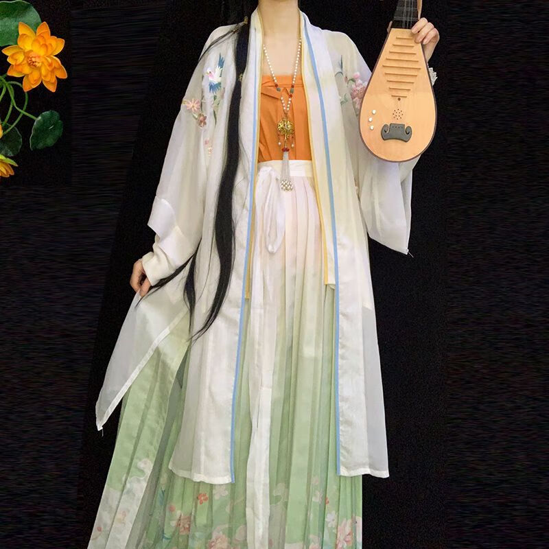 尚居芳秋冬花神祭汉服女【春熙】宋制长褙子对襟四件套 春熙(豆绿色)