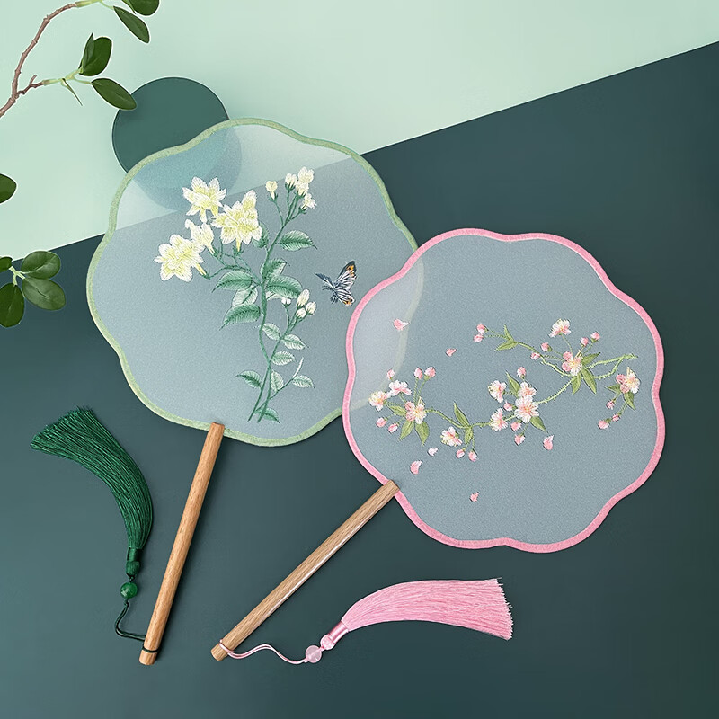 揽翼团扇古风扇子中国风双面刺绣圆形八瓣古代汉服旗袍舞蹈扇苏 绣花