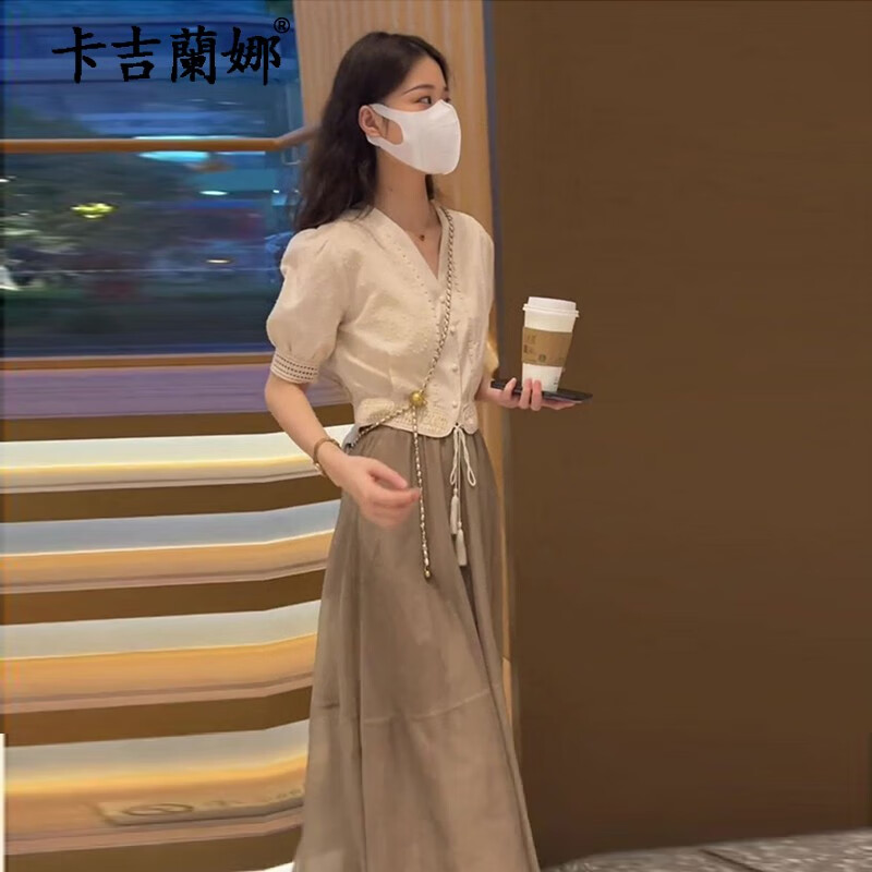 卡吉蘭娜新款连衣裙2024夏季女装收腰显瘦纱裙法式温柔风气质