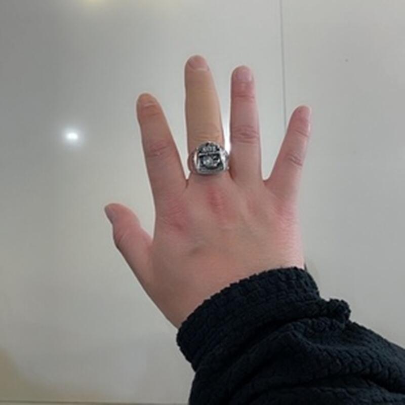 假手指仿真指套美甲半指脚趾套进口硅胶美容手指套残疾人指头 中指